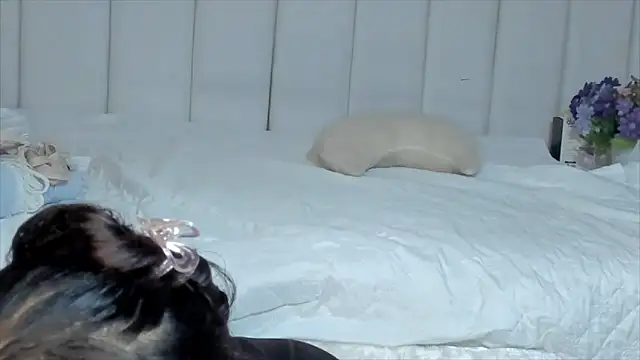 brithany rousee online show from 02-22-25, 07:25