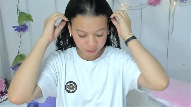 brithany rousee online show from 02-27-25, 07:15