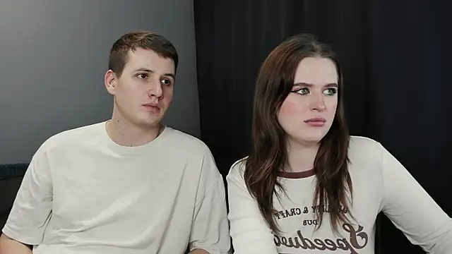 Snapshot of Pinku_kitsune chatting on 03-06-25, 01:35 Pinku kitsune online show from 03-06-25, 01:35