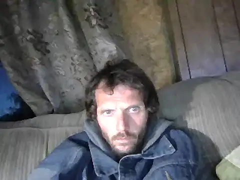 Snapshot of luke_thighwalker2469 chatting on 01-27-25, 02:13 luke thighwalker2469 online show from 01-27-25, 02:13