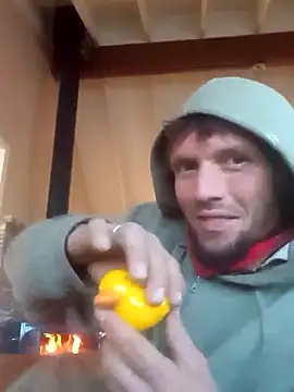 Snapshot of luke_thighwalker2469 chatting on 03-08-25, 03:35 luke thighwalker2469 online show from 03-08-25, 03:35