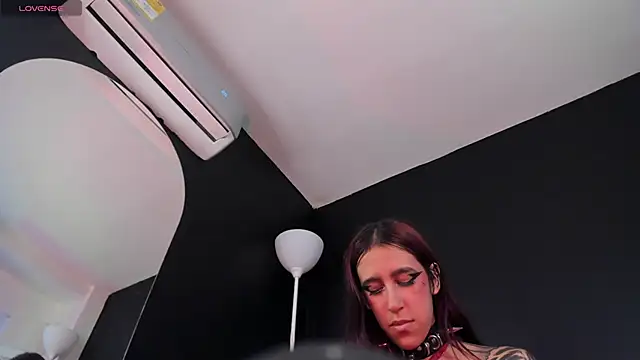 ALICEPOIXXXON online show from 01-22-25, 05:06