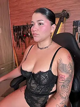 Snapshot of yey_bdsm chatting on 07-23-26, 04:27 yey bdsm online show from 07-23-26, 04:27