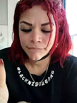 Snapshot of IamAlana_ chatting on 12-14-24, 01:38 IamAlana online show from 12-14-24, 01:38