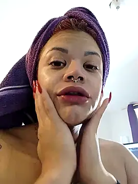 Snapshot of IamAlana_ chatting on 02-19-25, 11:38 IamAlana online show from 02-19-25, 11:38