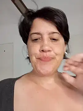 Snapshot of Sole_Love chatting on 01-13-26, 09:25 Sole Love online show from 01-13-26, 09:25