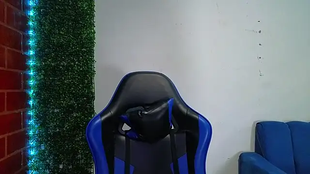 Demitryo online show from 04-07-26, 04:13