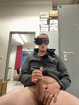 Snapshot of MellidenisGeil chatting on 10-22-25, 05:08 MellidenisGeil online show from 10-22-25, 05:08