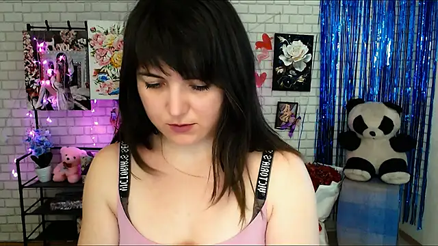 Snapshot of Darina_M_ chatting on 02-27-25, 09:32 Darina M online show from 02-27-25, 09:32