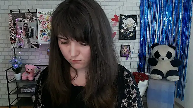 Snapshot of Darina_M_ chatting on 02-28-25, 11:47 Darina M online show from 02-28-25, 11:47