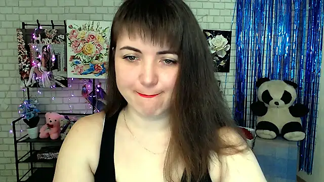 Snapshot of Darina_M_ chatting on 03-21-25, 05:32 Darina M online show from 03-21-25, 05:32