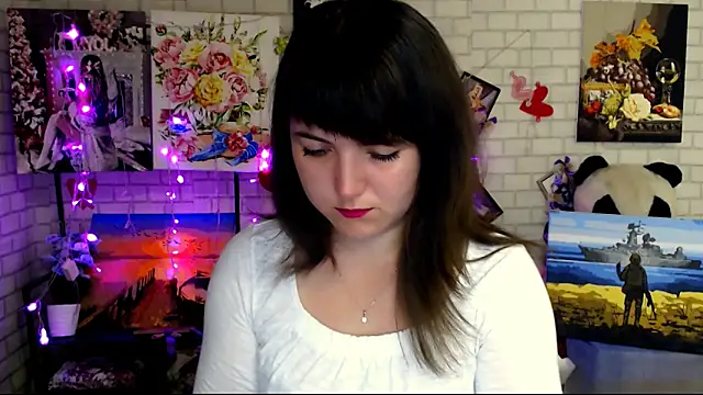 Snapshot of Darina_M_ chatting on 10-11-25, 04:55 Darina M online show from 10-11-25, 04:55