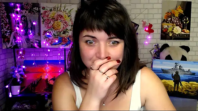 Snapshot of Darina_M_ chatting on 10-12-25, 03:55 Darina M online show from 10-12-25, 03:55
