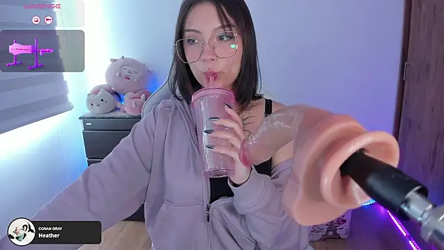 Hannya moon online show from 11-19-25, 05:24