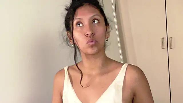 Snapshot of melody2429 chatting on 01-31-25, 01:45 melody2429 online show from 01-31-25, 01:45