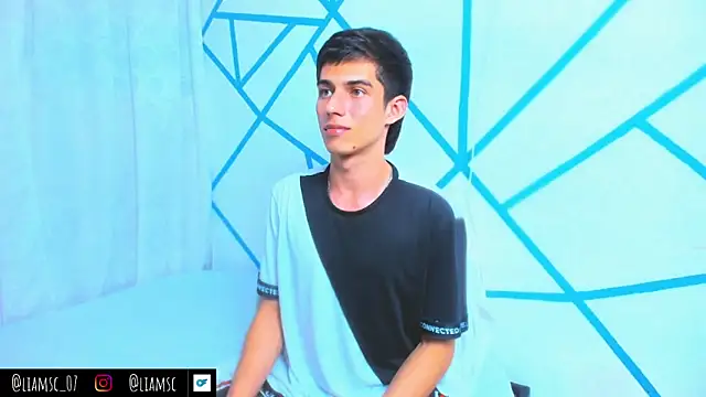 liam scott77 online show from 10-30-25, 02:13