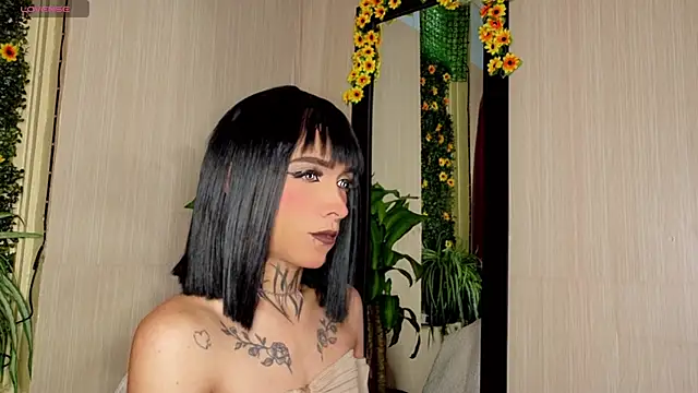 Micaela Rangel online show from 10-25-25, 01:57