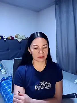 renata hot1 online show from 04-21-26, 10:56