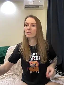 Snapshot of RachelBelI chatting on 03-16-25, 11:14 RachelBelI online show from 03-16-25, 11:14