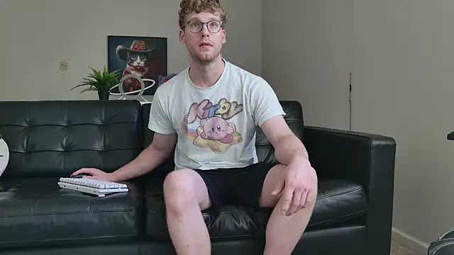 Snapshot of BlueEyedTallGuy94 chatting on 09-24-25, 06:55 BlueEyedTallGuy94 online show from 09-24-25, 06:55