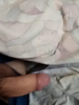 Snapshot of Grig1982 chatting on 11-22-25, 07:29 Grig1982 online show from 11-22-25, 07:29