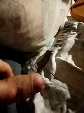 Snapshot of Grig1982 chatting on 02-21-26, 07:26 Grig1982 online show from 02-21-26, 07:26