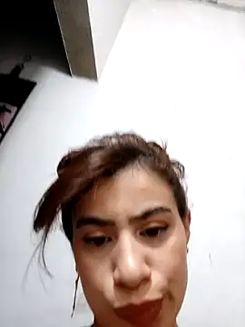 Snapshot of hikary_hall chatting on 12-20-24, 05:04 hikary hall online show from 12-20-24, 05:04