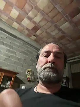 Snapshot of ros217 chatting on 05-26-26, 08:27 ros217 online show from 05-26-26, 08:27