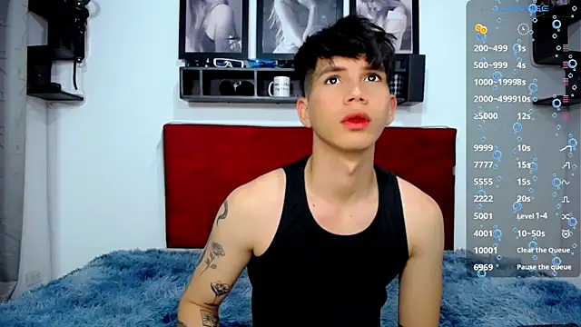 Tayson Rivers online show from 01-23-25, 07:40