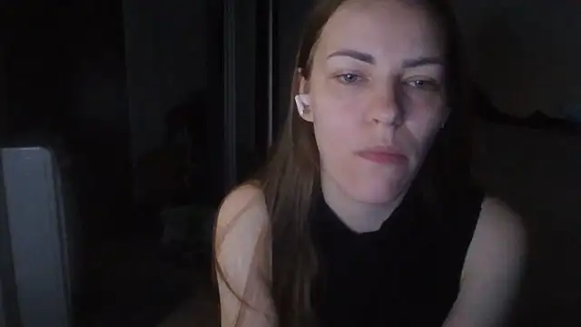 AnnaDiamond1 online show from 05-31-26, 12:52