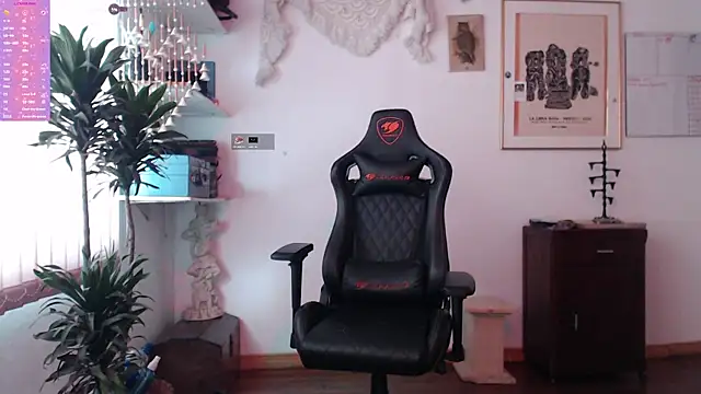 Snapshot of Siriss_boyrag chatting on 10-24-25, 01:29 Siriss boyrag online show from 10-24-25, 01:29