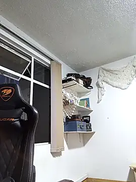 Snapshot of Siriss_boyrag chatting on 11-29-25, 05:32 Siriss boyrag online show from 11-29-25, 05:32