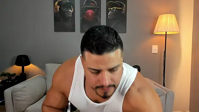 Snapshot of ApoloMakris chatting on 11-18-25, 07:07 ApoloMakris online show from 11-18-25, 07:07