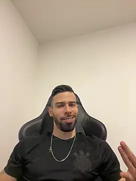 Snapshot of prince-roludo chatting on 01-20-25, 02:03 prince-roludo online show from 01-20-25, 02:03