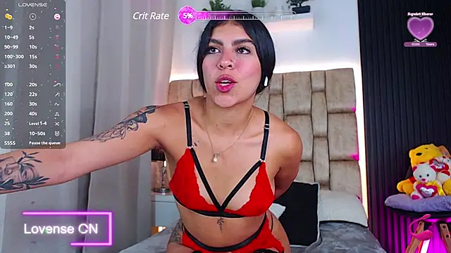 Snapshot of little_sophie18 chatting on 02-17-25, 08:15 little sophie18 online show from 02-17-25, 08:15