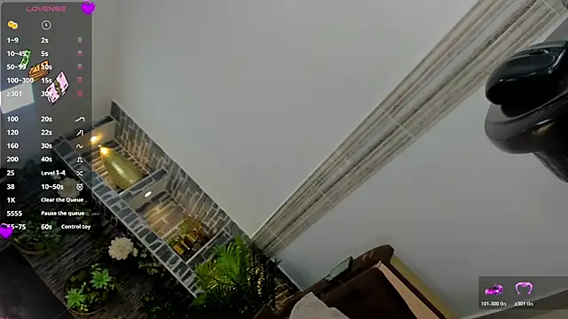 Snapshot of nayshalopestss chatting on 10-26-25, 04:07 nayshalopestss online show from 10-26-25, 04:07