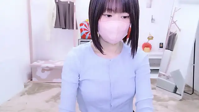 Im Yu-na online show from 02-20-26, 02:50