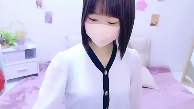 Im Yu-na online show from 05-29-26, 02:26