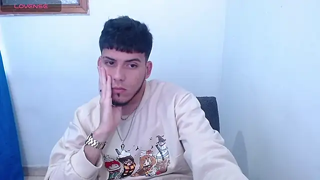 Snapshot of JackOcean chatting on 10-22-25, 09:36 JackOcean online show from 10-22-25, 09:36