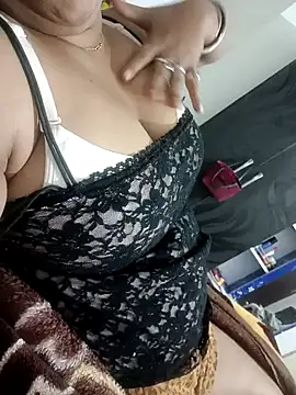 riya kumari0 online show from 12-26-24, 05:51