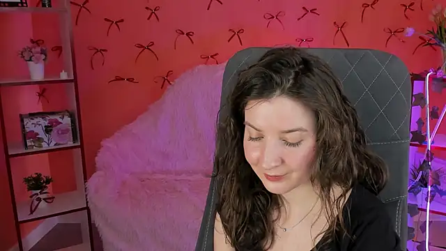 Snapshot of JackieByrd chatting on 03-19-25, 07:49 JackieByrd online show from 03-19-25, 07:49