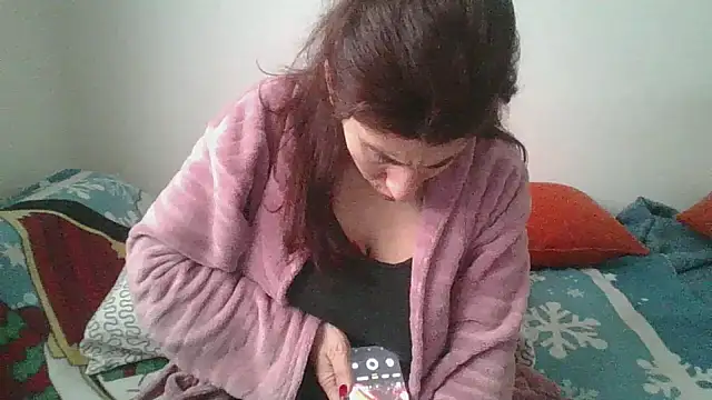 hairygirl80 online show from 12-19-25, 09:49