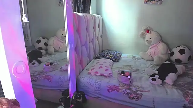 KittyKlum online show from 03-02-26, 04:58