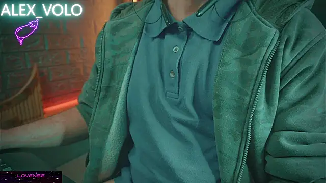 Snapshot of alex-volo chatting on 12-13-24, 10:08 alex-volo online show from 12-13-24, 10:08