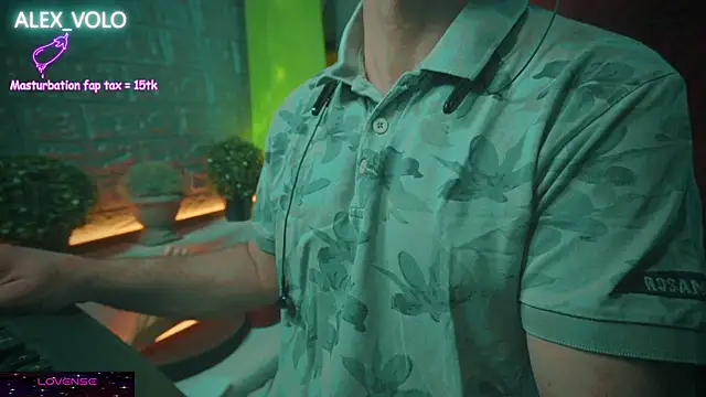 Snapshot of alex-volo chatting on 01-25-25, 09:26 alex-volo online show from 01-25-25, 09:26