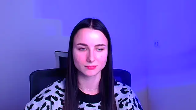 Eva Janee online show from 01-21-25, 04:05