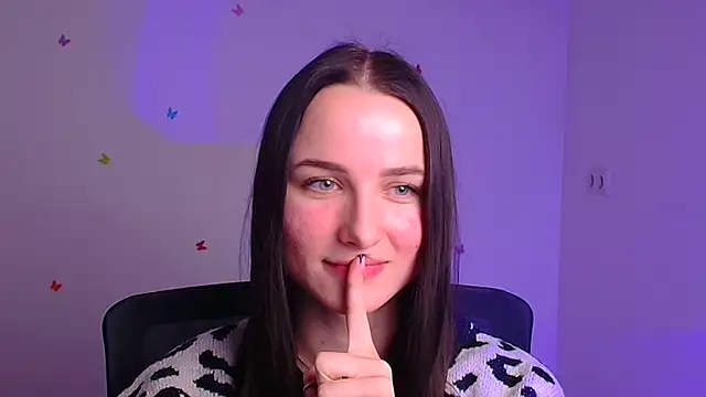 Eva Janee online show from 02-25-25, 10:04