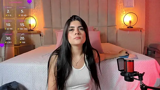 Amy-Saenz online show from 10-28-25, 03:14