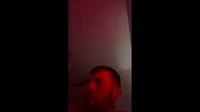 Snapshot of PutaNieves1983 chatting on 10-18-25, 04:26 PutaNieves1983 online show from 10-18-25, 04:26