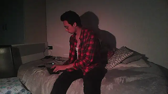 Snapshot of xentetube01 chatting on 01-08-26, 09:17 xentetube01 online show from 01-08-26, 09:17